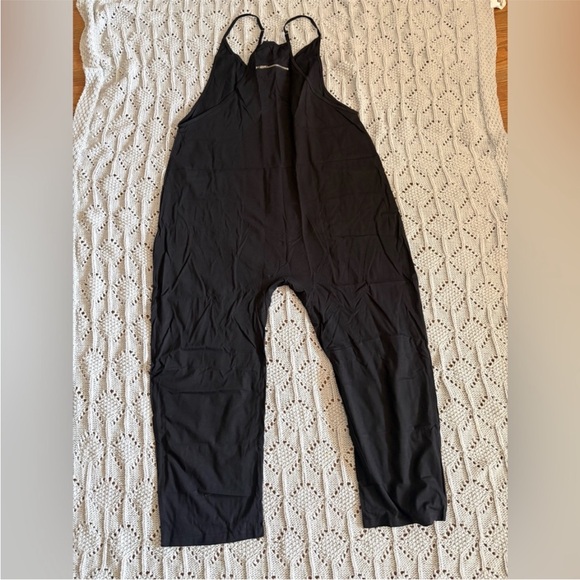 Black Sleeveless Jumpsuit - Picture 5 of 7